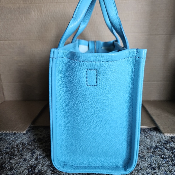 Marc Jacobs Pool Tote Bag Small - Picture 4 of 11